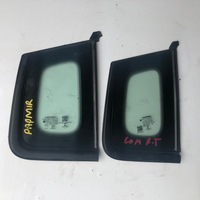 фото thumb №1, Jeep compass ii скло кузовна задня права 17r