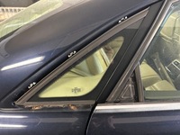 фото thumb №1, Скло трикутник права audi a8 d3 04r vsg