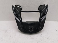 фото thumb №1, Панель кондиціонера рамка hyundai i40 97250-3zrc0