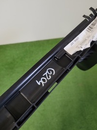 фото thumb №4, Mercedes w447 кронштейн направляющая радиатор радиатора a4475040300 правое новый oem