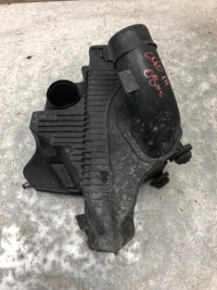 фото thumb №2, Корпус фильтра воздуха renault clio iii 8200725603