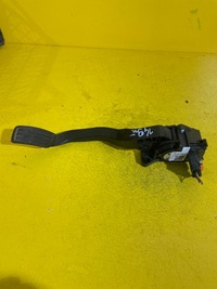 фото thumb №1, Peugeot 308 ii - педаль газу