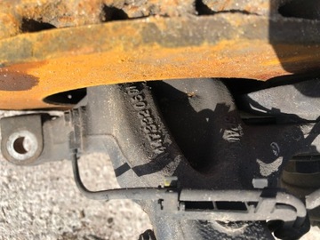 фото thumb №6, Mercedes vito w447 поворотный кулак правый левый перед
