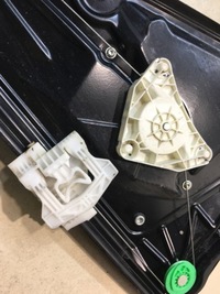 фото thumb №9, Подъемник стекло правый задняя discovery iii 994729