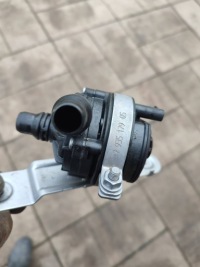 фото thumb №8, Додатковий водяна помпа  з кронштейном bmw x3 g01 2018