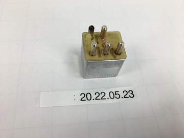 фото thumb №6, Реле mercedes w124 0015420219 w126 r129 w140