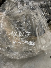 фото thumb №8, Головка двигуна chh 2.0 tfsi оригінал