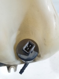 фото thumb №8, Бак омивача 3801899 iveco daily iv 06-11r 3.0 hpi