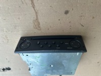 фото thumb №1, Магнитола cd renault clio ii 2002-2005 0204064