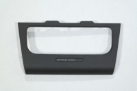 фото thumb №1, Vw golf vi рамка na панель кондиціонера 5k0858069