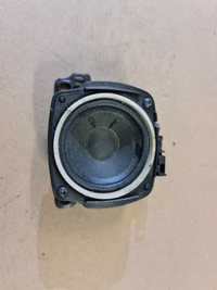 фото thumb №1, Динамік bose полиця зад audi a8 d3 4e0035411g