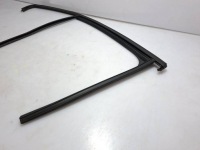 Skoda octavia mk3 5e 2016 прокладка скло двері задніх правих 5e5839432 в Україні, фото thumb