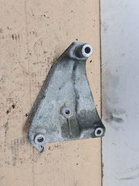 фото thumb №5, Кронштейн опора двигателя audi a8 d2 4.2 4d0199308ac