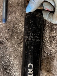 фото thumb №3, 61 renault captur i амортизатор задній задня 562105955r