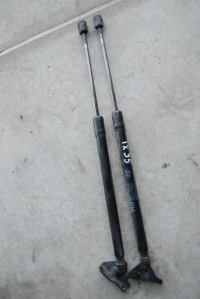 фото thumb №1, Hyundai ix35 амортизатор крышки l / p задняя 81780-2y000