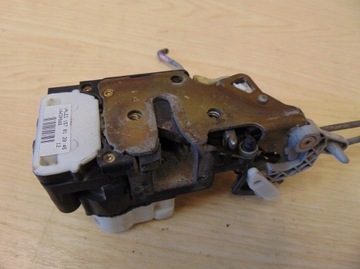 фото thumb №4, Замок правый зад chevrolet tahoe 4/2 контакты европа