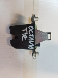 фото thumb №1, Замок кришки багажника skoda octavia ii kombi