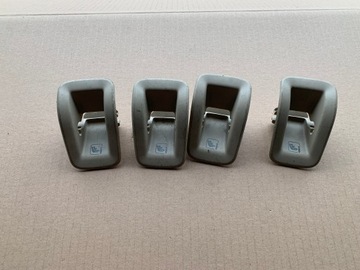 фото thumb №1, Заглушка захист сидіння isofix audi a4 b9 8w0887233a оригінал гарна