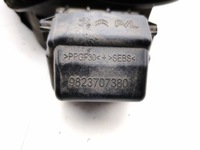 фото thumb №6, Peugeot 508 ii 2020 кришка роз'єм заряджання 9823707380