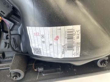 фото thumb №9, Audi a4 b9 8w оббивка двері перед ліва боковина 8w0867117