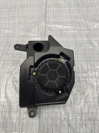 фото thumb №1, Jeep wrangler jl динамик 68283472ab