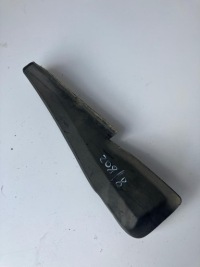 фото thumb №1, Накладка жабо права peugeot