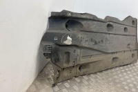 Задняя средняя накладка подвеска audi a3 sportback 8pa 5q0825272 2.0l Киев, фото thumb