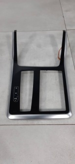 фото thumb №1, Audi q8 рамка dekor панели туннель 4m8863324