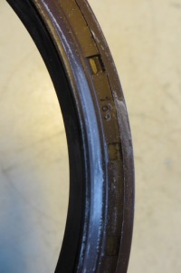 Ущільнювач mercedes a0169977547 140x165x9,5 оригінальний номер в Україні, фото thumb