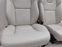 фото thumb №5, Volvo s60 iii 2018- сиденья диван обивка кожа бежевый идеальные