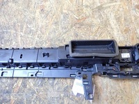 фото thumb №7, Решітка повітропровід середня манометр vw passat b8 sedan 16 2.0 dsg eu 3g1857083