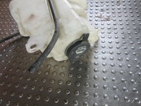 фото thumb №7, Suzuki xl7 2007 бачок омывателя