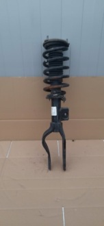 Амортизатор перед правий tesla 3 демонтаж Ціна, фото thumb