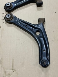 фото thumb №8, Ford transit courier 14- важіль праві перед