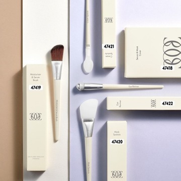 Кисть Oriflame для сывороток и кремов.