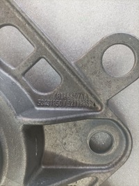 фото thumb №3, Jeep renegade кронштейн амортизатора лівий перед 68366607aa