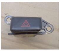 фото thumb №1, Toyota camry 2.2 16v 92r - переключатель аварийных