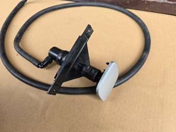 фото thumb №1, Vw touran 1 03-06 распылитель фара левый заглушка оригинал 1t0955978