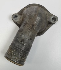 фото thumb №1, Корпус термостата volvo v40 1.8 3531391