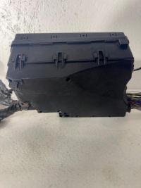 Коробка предохранителей volvo v40 2 2012-2018r av6t-14a067-ac оригинальная Недорого, фото thumb