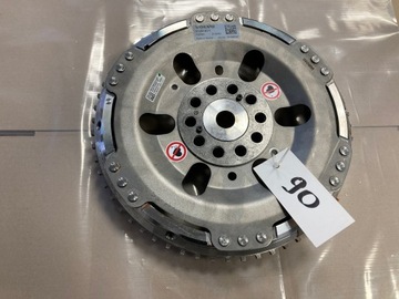 фото thumb №12, Volvo колесо двомасовий двигун електричний 31491811