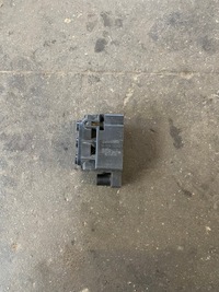 фото thumb №1, Jeep grand cherokee wk2 клапан пневматика