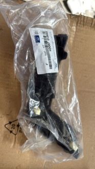 фото thumb №1, Hyundai kona 2018- напрямна бампер задня правий