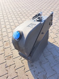 фото thumb №1, Бак adblue з крепленнями renault midlum premium dxi 5 7 volvo fl fe