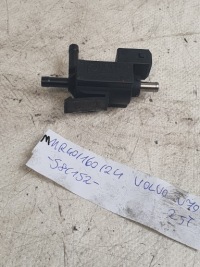 фото thumb №6, Клапан вакуумa оригинальный номер 30670448 volvo v70 ii 2.5t 03r.