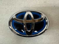 фото thumb №1, Емблема значок w решітка радіатора решітка радіатора бампер перед toyota yaris cross iii 3 lift