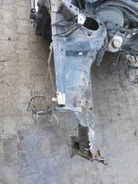 фото thumb №5, Toyota auris i 06-09 лонжерон правый перед четверть разные цвета