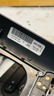 фото thumb №3, Chrysler voyager 03r панель консолі рамка радіо + кондиціонер