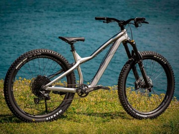 Rower DARTMOOR Hornet PRO 27,5 2023 + EBON roz.M
