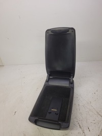 фото thumb №6, Подлокотник перед передний audi a6 c6 материал